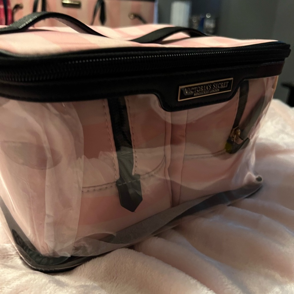 Victoria’s Secret 3-piece Beauty Case